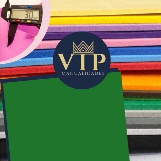 Goma eva gruesa verde oscuro 3mm Premium-VipManualidades 29x42cm