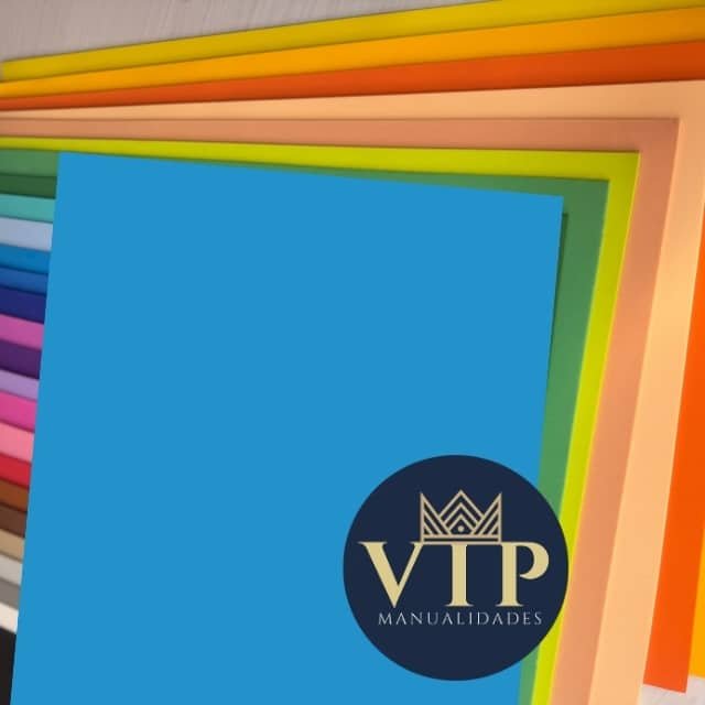 Goma eva color azul claro VipManualidades - Hoja básica de 2mm 42x59cm