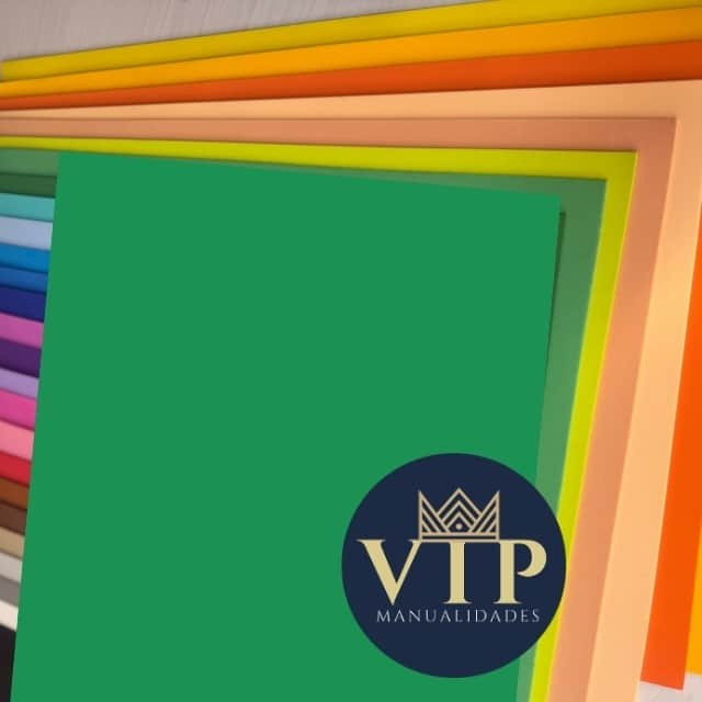 Goma eva color verde oscuro VipManualidades - Hoja básica de 2mm 42x59cm