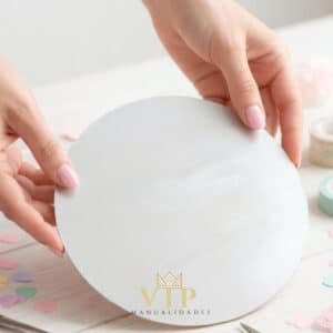 Base de cartón redondo plateada cake topper papeleria creativa